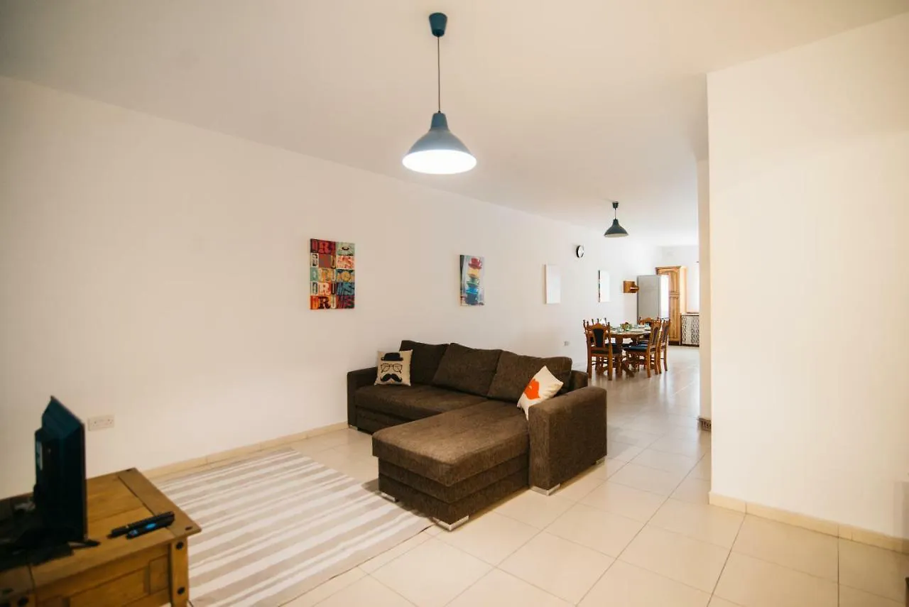Comfortable Apartment In The Centre Msida